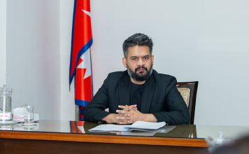 राष्ट्रको नाममा प्रधानमन्त्रीको सम्बोधनः सबै मिलेर अशान्तिको बादल हटाऔं