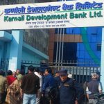 कर्णाली विकास बैँकका तत्कालिन सिइओसहित तीन जना पक्राउ